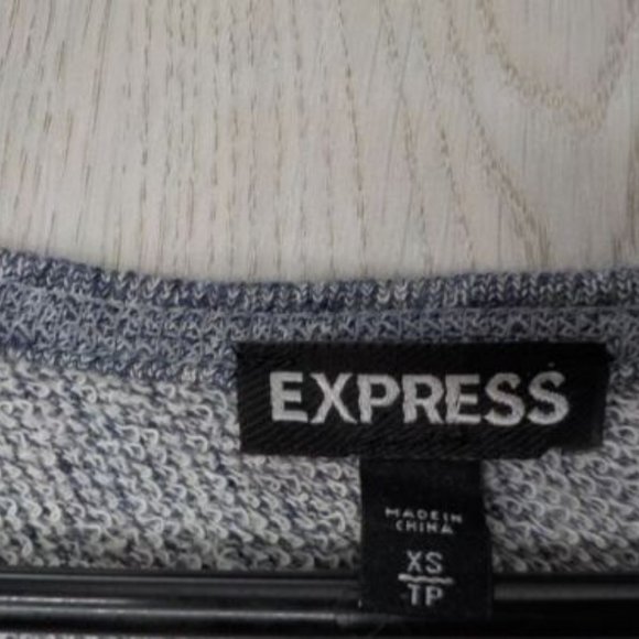 Women's Studded Long Sleeve Top Express Tiger Print Cotton Pullover Sweater XS - Picture 5 of 8